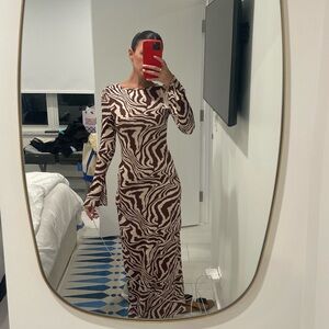 Elegant Long Sleeve Zebra Print Dress